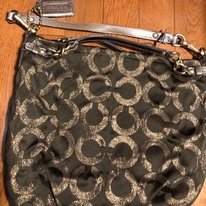 100% authentic coach bag, purse, dressy or casual beautiful colour for…